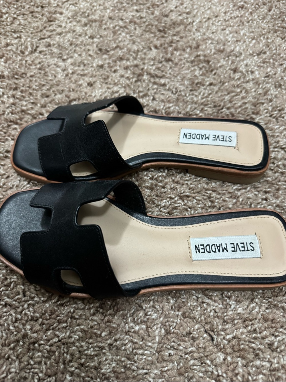 Steve Madden Black Open-Toe Slide Sandals